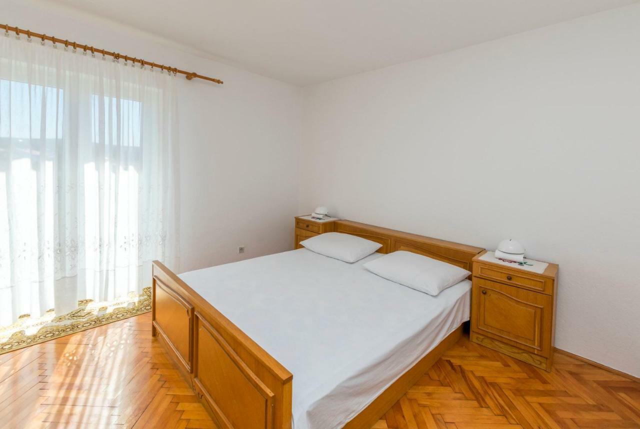 Primošten Apartments Anica المظهر الخارجي الصورة